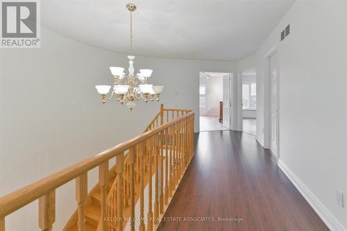 33 Hartford Trail, Brampton, ON - Indoor Photo Showing Other Room