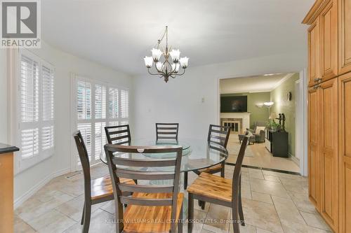 33 Hartford Trail, Brampton, ON - Indoor Photo Showing Dining Room