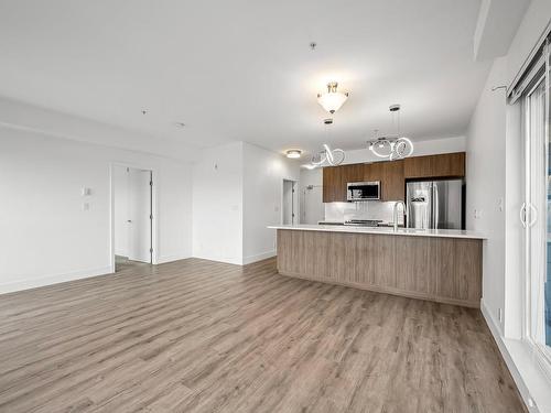 Ph11-3070 Kilpatrick Ave, Courtenay, BC - Indoor Photo Showing Kitchen