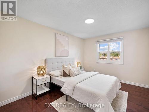 78 Leeward Drive, Brampton, ON - Indoor Photo Showing Bedroom