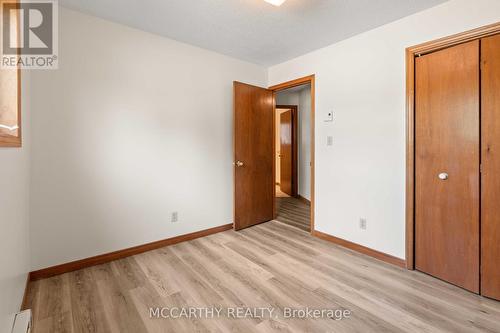 209 Sarah Court, Shelburne, ON - Indoor Photo Showing Other Room