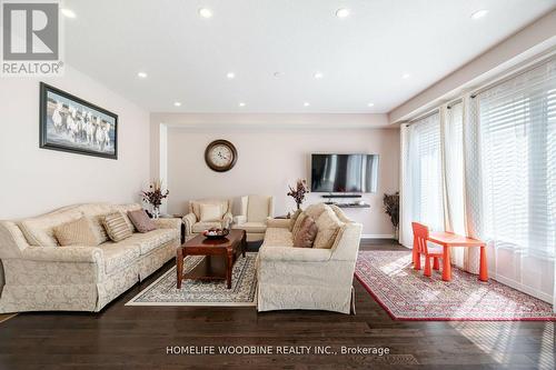 59 Stamford Street, Woolwich, ON - Indoor Photo Showing Living Room