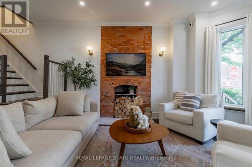 155 Catharine Street S, Hamilton, ON - Indoor Photo Showing Living Room With Fireplace