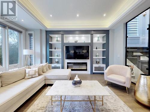 145 Norton Avenue, Toronto, ON - Indoor Photo Showing Living Room