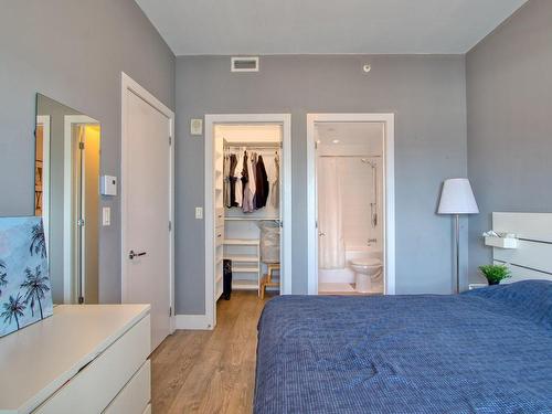 Chambre Ã Â coucher - 2303-405 Rue De La Concorde, Montréal (Ville-Marie), QC 