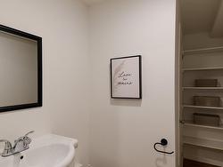 Powder room - 