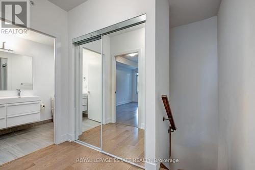 Th7 - 175 Pears Avenue, Toronto, ON - Indoor Photo Showing Bathroom