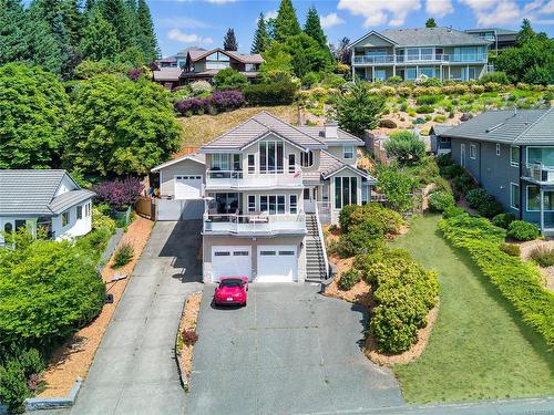 1418 Valley View Dr, Courtenay, BC 