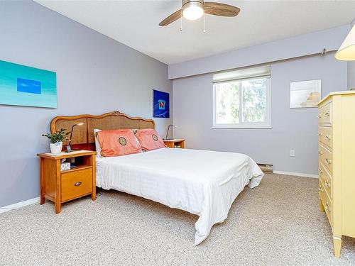 408-1012 Collinson St, Victoria, BC - Indoor Photo Showing Bedroom