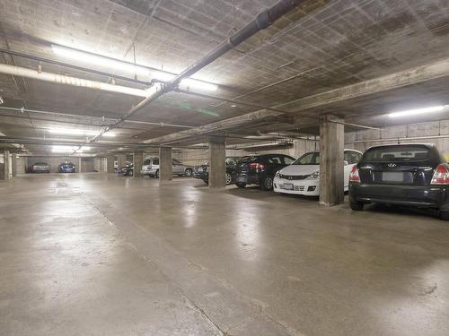 408-1012 Collinson St, Victoria, BC - Indoor Photo Showing Garage