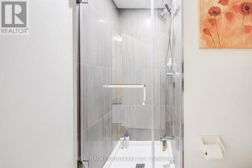 2108 - 99 Broadway Avenue, Toronto, ON - Indoor Photo Showing Bathroom