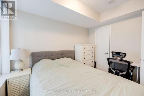 2108 - 99 Broadway Avenue, Toronto, ON - Indoor Photo Showing Bedroom