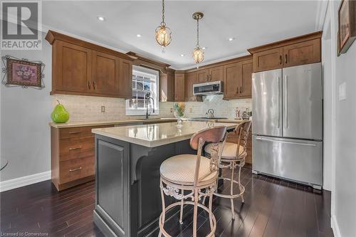 42 Ross Street, Caledonia, ON - Indoor Photo Showing Kitchen