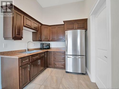 120 Carrington, Riverview, NB - Indoor Photo Showing Kitchen