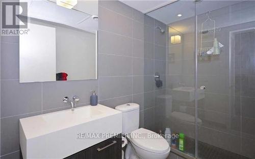 440 - 461 Adelaide Street W, Toronto, ON - Indoor Photo Showing Bathroom