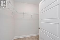 walk in closet - 