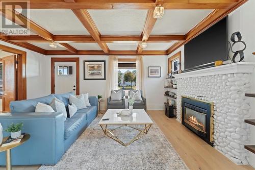 60 Sandwich Street South, Amherstburg, ON - Indoor Photo Showing Living Room With Fireplace