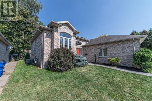 31 Tanser Court, Chatham, ON - Outdoor