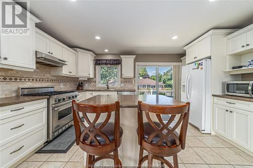 31 Tanser Court, Chatham, ON - Indoor Photo Showing Kitchen