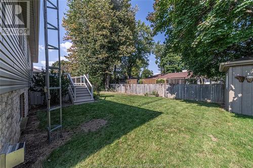 31 Tanser Court, Chatham, ON - Outdoor With Backyard