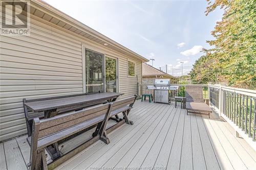 31 Tanser Court, Chatham, ON - Outdoor With Deck Patio Veranda With Exterior