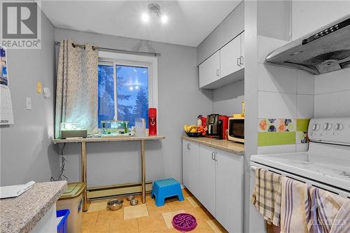 812 Tanguay Court, Ottawa, ON - Indoor Photo Showing Laundry Room