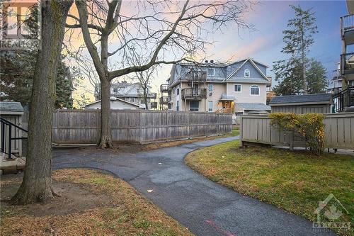 812 Tanguay Court, Ottawa, ON - Outdoor