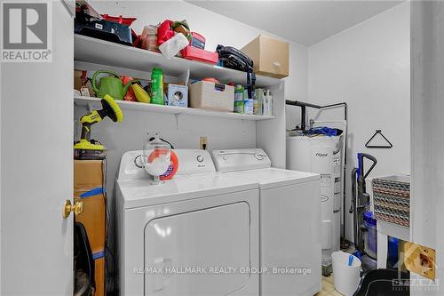 812 Tanguay Court, Ottawa, ON - Indoor Photo Showing Laundry Room