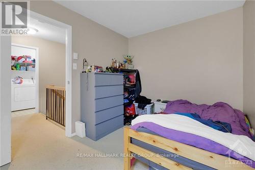 812 Tanguay Court, Ottawa, ON - Indoor Photo Showing Bedroom