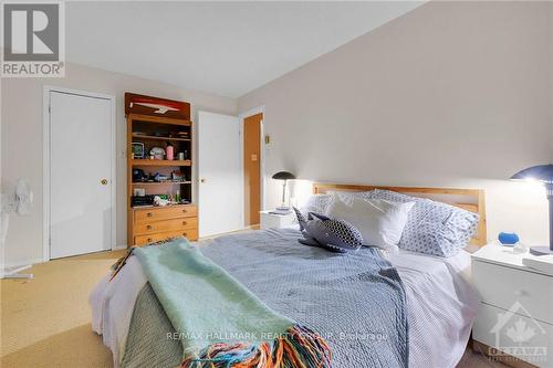 812 Tanguay Court, Ottawa, ON - Indoor Photo Showing Bedroom