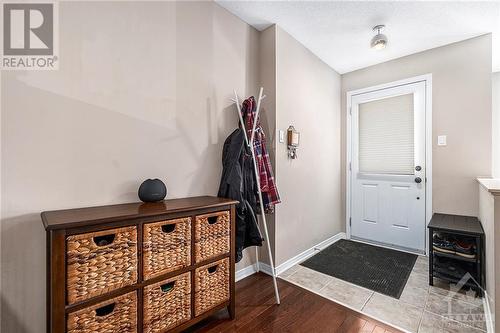 284 Tivoli Private, Nepean, ON - Indoor Photo Showing Other Room