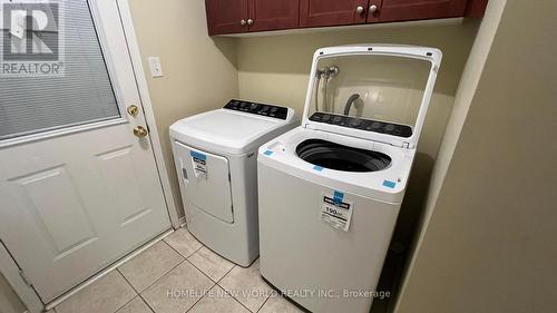 71 Edward Jeffreys Avenue, Markham, ON - Indoor Photo Showing Laundry Room