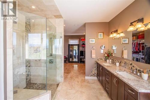 5071 Lipkovits Road, Kelowna, BC - Indoor Photo Showing Bathroom