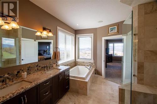 5071 Lipkovits Road, Kelowna, BC - Indoor Photo Showing Bathroom