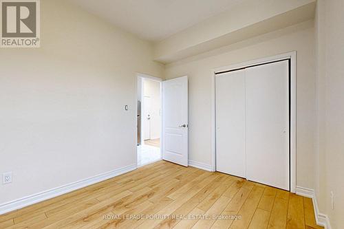 2 - 3519 Lake Shore Boulevard W, Toronto, ON - Indoor Photo Showing Other Room