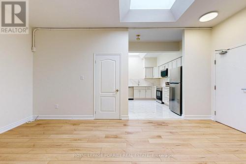 2 - 3519 Lake Shore Boulevard W, Toronto, ON - Indoor Photo Showing Other Room