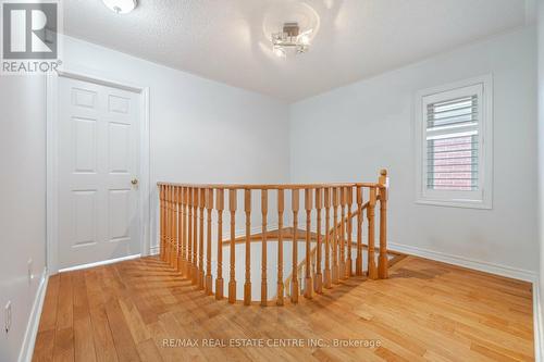 2485 Strathmore Crescent, Mississauga, ON - Indoor Photo Showing Other Room