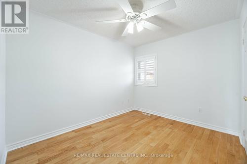 2485 Strathmore Crescent, Mississauga, ON - Indoor Photo Showing Other Room