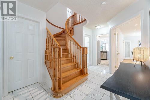 2485 Strathmore Crescent, Mississauga, ON - Indoor Photo Showing Other Room