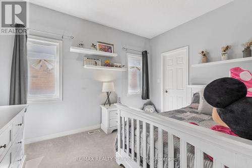 62 Vezna Crescent, Brampton, ON - Indoor Photo Showing Bedroom