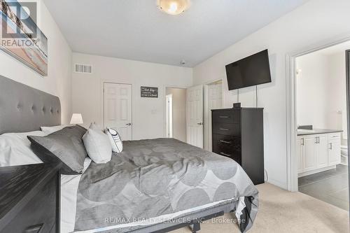 62 Vezna Crescent, Brampton, ON - Indoor Photo Showing Bedroom