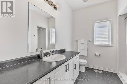 62 Vezna Crescent, Brampton, ON - Indoor Photo Showing Bathroom