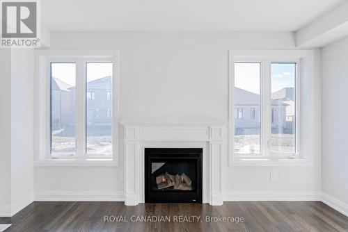 17 Corley Street, Kawartha Lakes, ON - Indoor Photo Showing Living Room With Fireplace