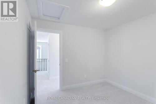 17 Corley Street, Kawartha Lakes, ON - Indoor Photo Showing Other Room