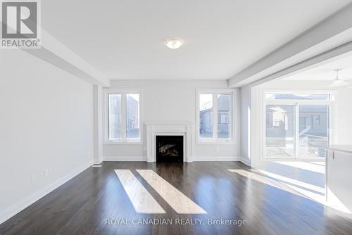 17 Corley Street, Kawartha Lakes, ON - Indoor Photo Showing Living Room With Fireplace