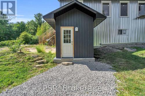 1184 Graham Road, Gravenhurst, ON - Outdoor