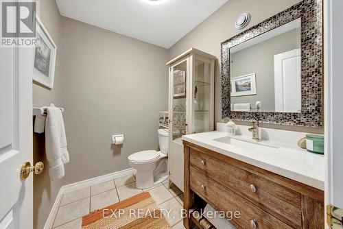 36 Longhurst Crescent, Cambridge, ON - Indoor Photo Showing Bathroom