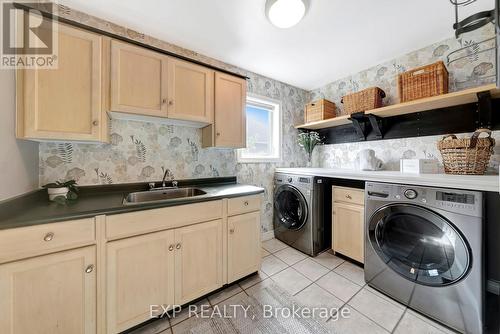 36 Longhurst Crescent, Cambridge, ON - Indoor Photo Showing Laundry Room