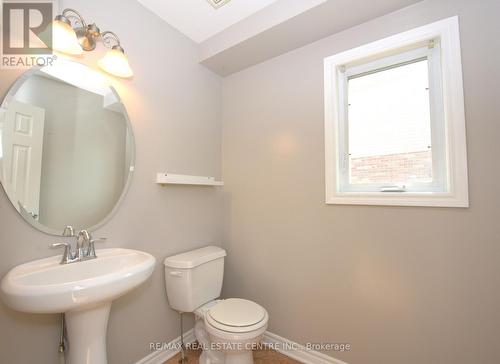 1673 Portrush Way, London, ON - Indoor Photo Showing Bathroom