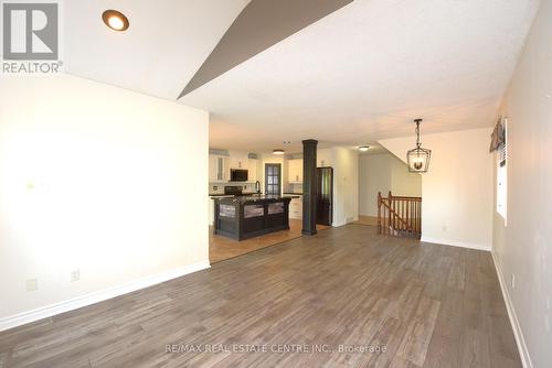 1673 Portrush Way, London, ON - Indoor Photo Showing Other Room